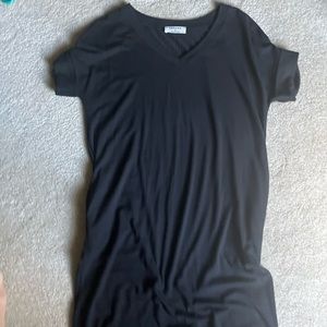 Tshirt dress.  Excellent condition. Cuff sleeve. Pockets